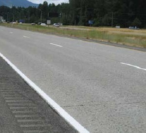 Photo of 35-year-old unbonded PCC overlay on I-90.